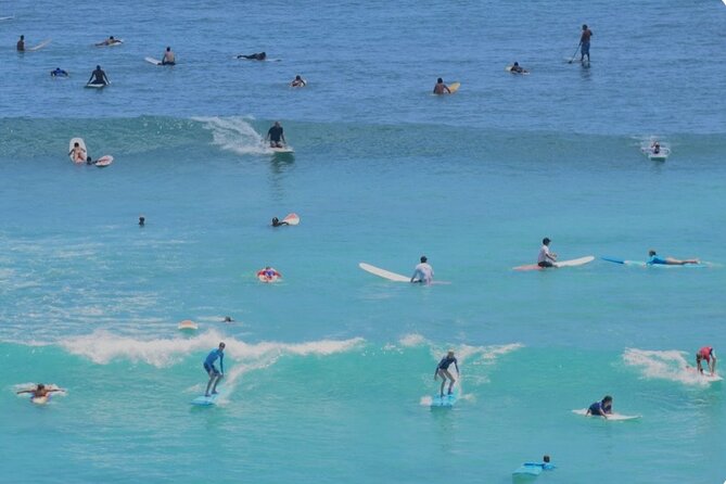 Surf lessons for beginners in Waikiki - What the private format changes