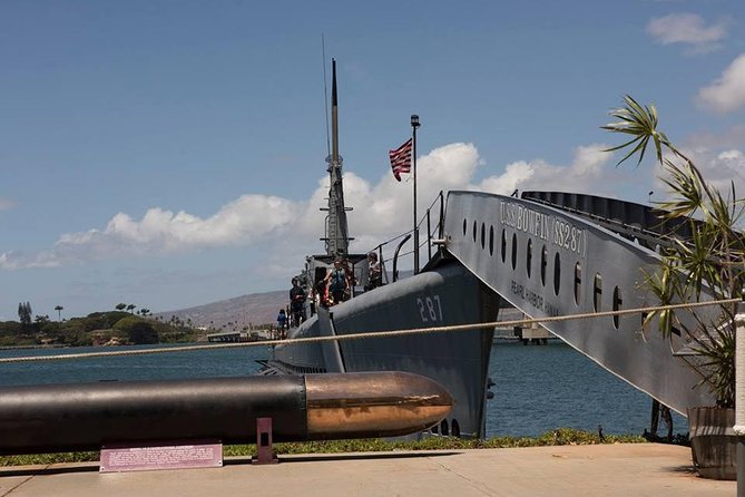 The Best of Pearl Harbor Full Day Tour - Historic Honolulu and ʻIolani Palace