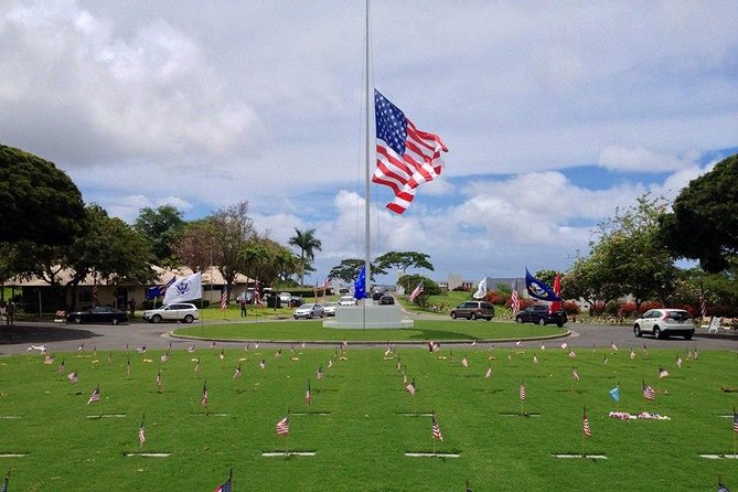 The Best of Pearl Harbor Full Day Tour - What the guides add to the day