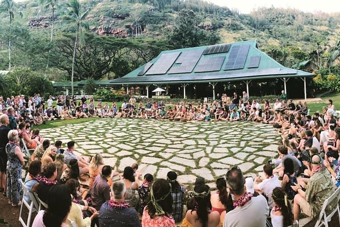 Toa Luau at Waimea Valley, Oahu - Monday requires extra planning