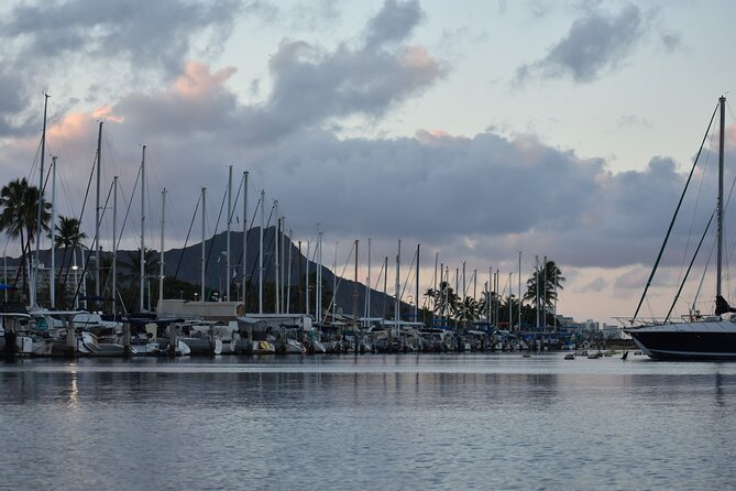 Valentine's Venetian Gondola Cruise in Waikiki - A Good Setting for Proposals and Anniversaries