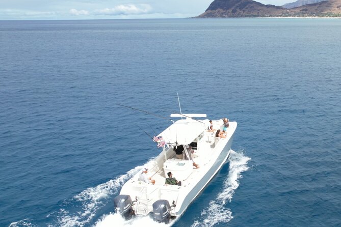 Venture Wildlife Snorkel Charter from Ko Olina - Captain Mark, First Mate Marco, and family service