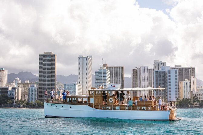 Vida Mia Morning Coffee Cruise - Diamond Head, Waikiki Beach, and the Honolulu skyline