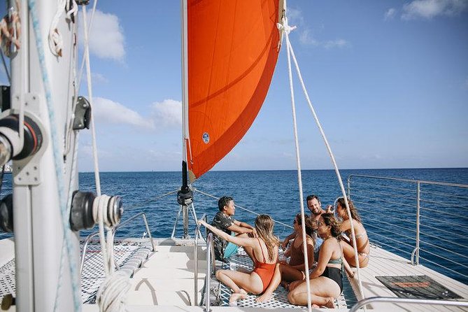 Waikiki 3pm Tradewind Sail - Open Bar Included - A short afternoon on the water