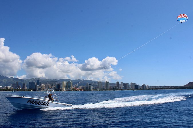 Waikiki and Diamond Head Parasailing Experience - The crew and the first-timer experience