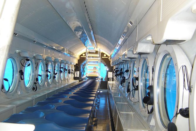 Waikiki: Atlantis Submarine Adventure - The Guide Can Shape the Whole Experience