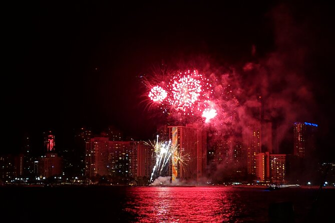 Waikiki Beach Catamaran Friday Night Fireworks Tour - Waikiki fireworks are best seen from offshore