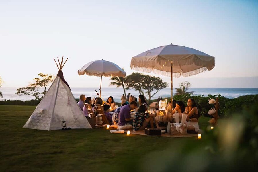 Waikiki : Beach Picnic with Professional Photography! - Sunset Views and the Final Half Hour