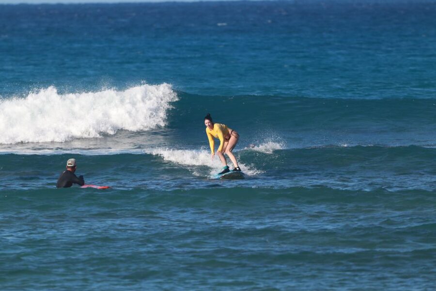 Waikiki Beach: Surf Lessons - Why Waikiki works for a first lesson