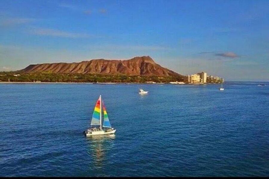 Waikiki Beach: Turtle Snorkeling and Sailing on Hāwea - Who should book this Waikiki snorkel?