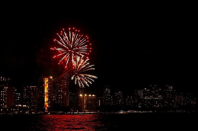 Waikiki Friday Fireworks Boat Cruise from Oahu - Who will enjoy this Friday night cruise?
