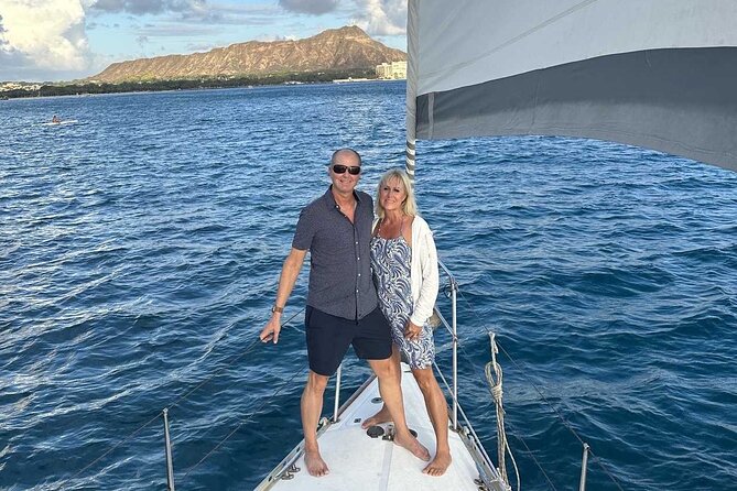 Waikiki private Day Tour and Sunset sail for couples - Why the private format matters