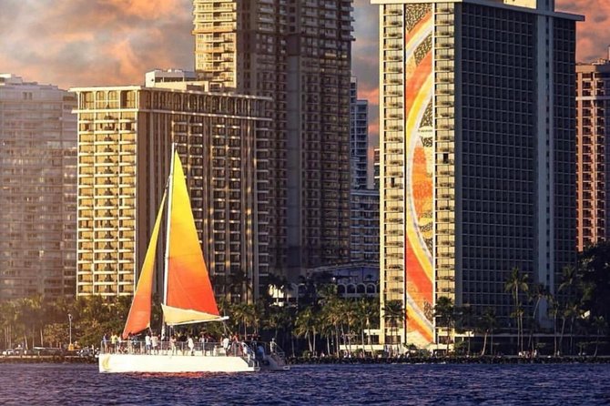 Waikiki Sunset Cocktail Sail with Open Bar - A sunset sail built around drinks and conversation