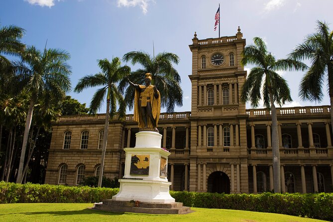 Waikiki Trolley Red Line Heroes & Legends Hop-on Hop-off Tour - Honolulu Museum of Art and the Hawaii State Capitol