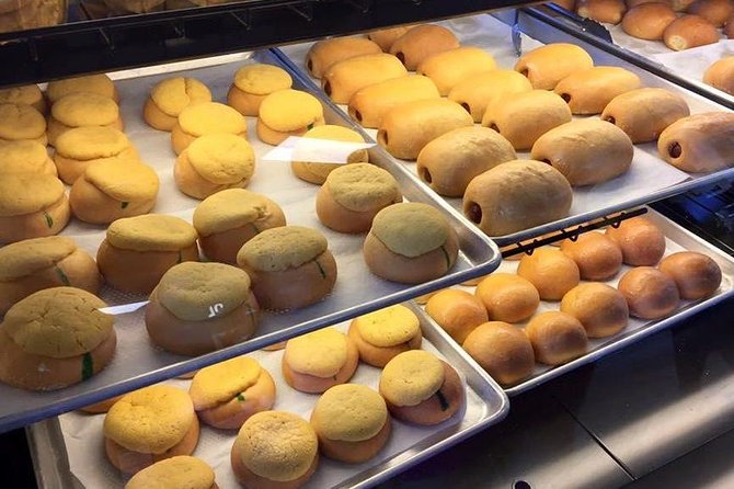 We Go Eat: Secret Aloha Bites Tour - Food first, history close behind